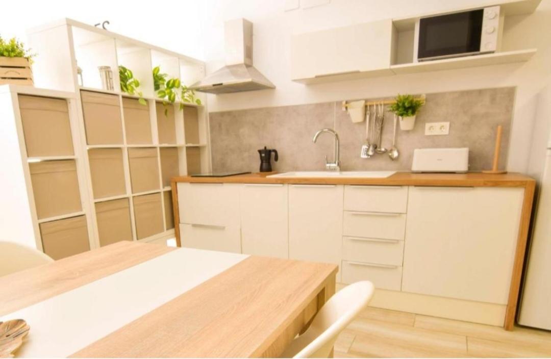 Apartamento Librun Малага Екстериор снимка