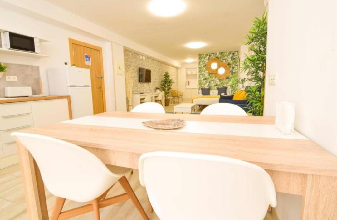 Apartamento Librun Малага Екстериор снимка
