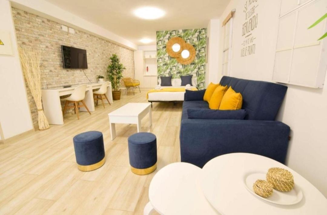 Apartamento Librun Малага Екстериор снимка