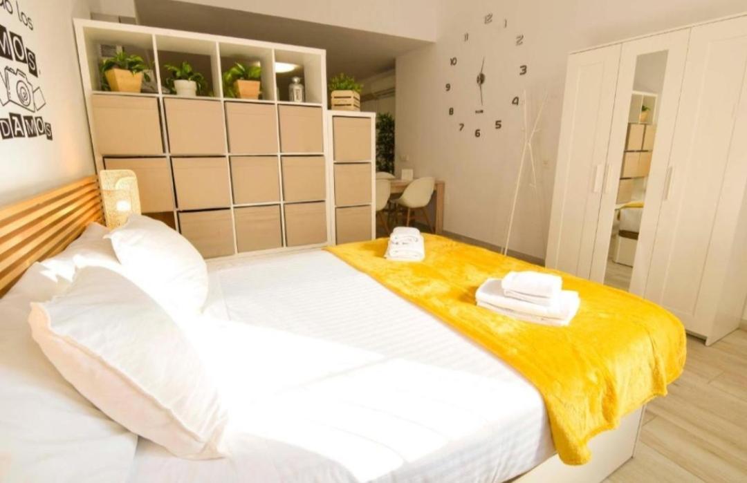Apartamento Librun Малага Екстериор снимка