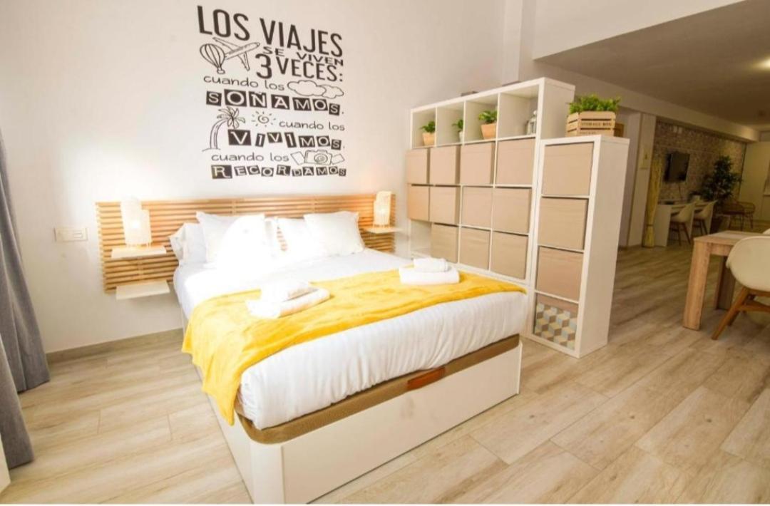 Apartamento Librun Малага Екстериор снимка
